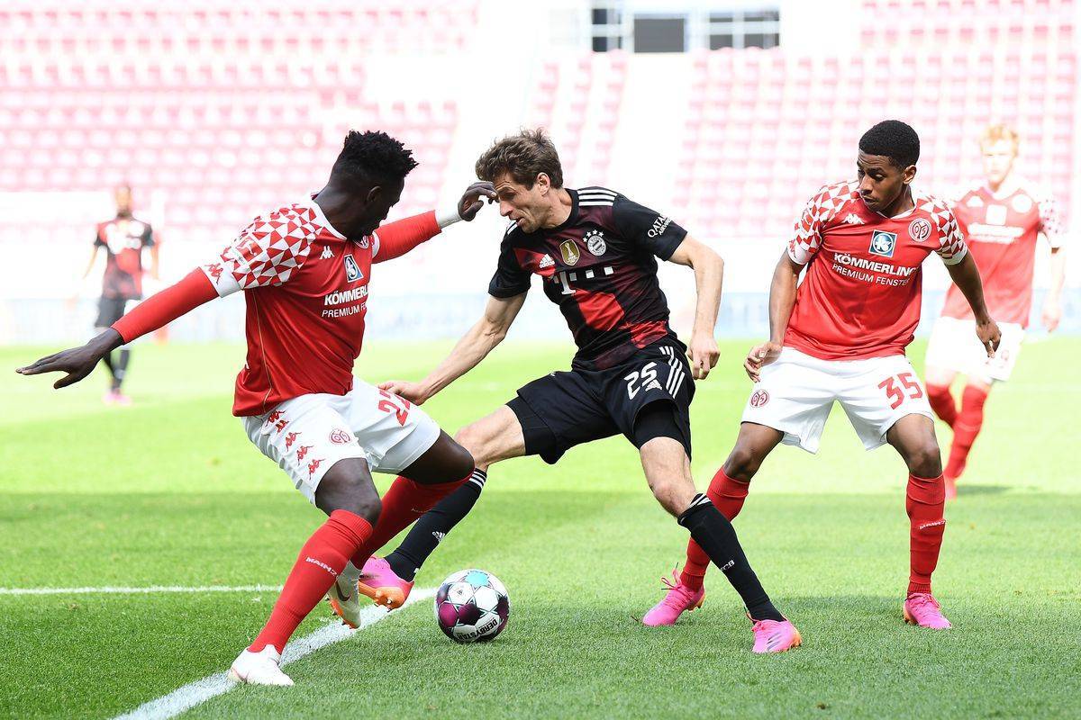 约旦队则可 约旦队则可